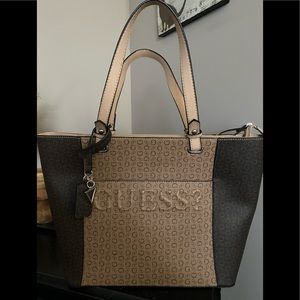 Guess Tote